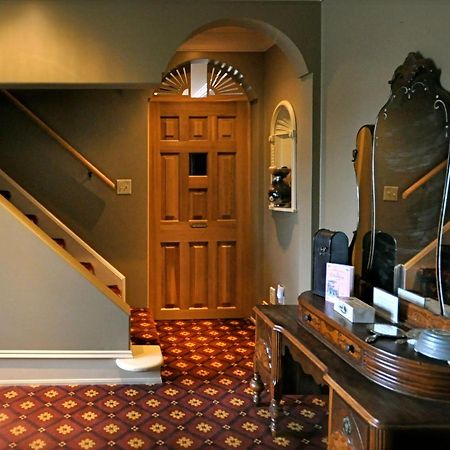 Creighton Manor Inn Bed & Breakfast Orillia Exterior foto